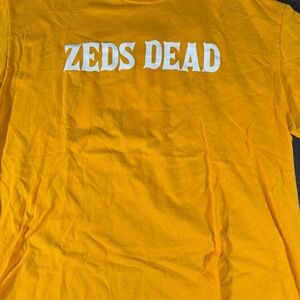 Bold Zeds Dead Yellow Short Sleeve Tee